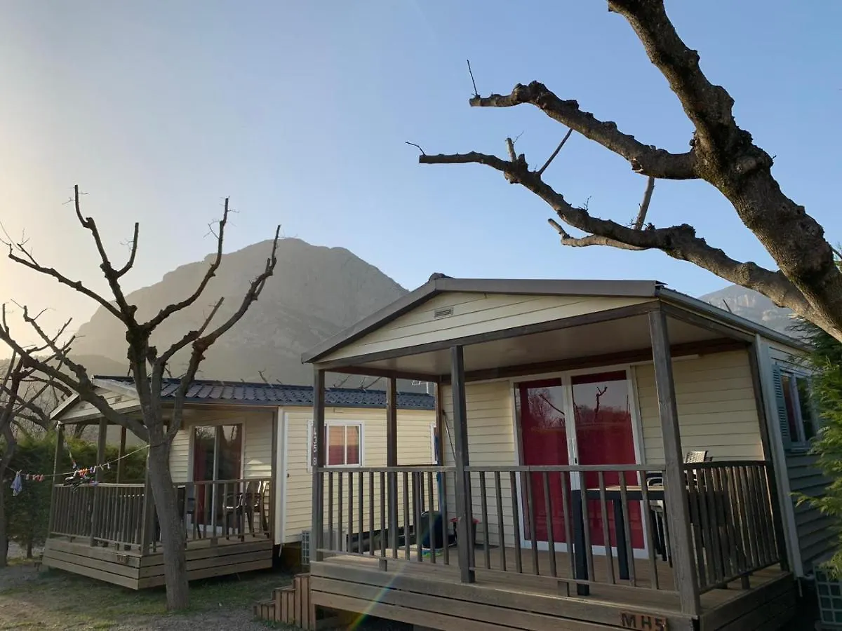 Camping Oliana Campsite