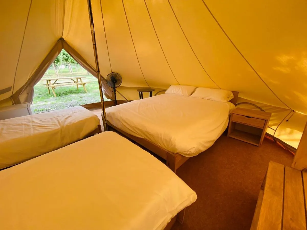 Camping Oliana